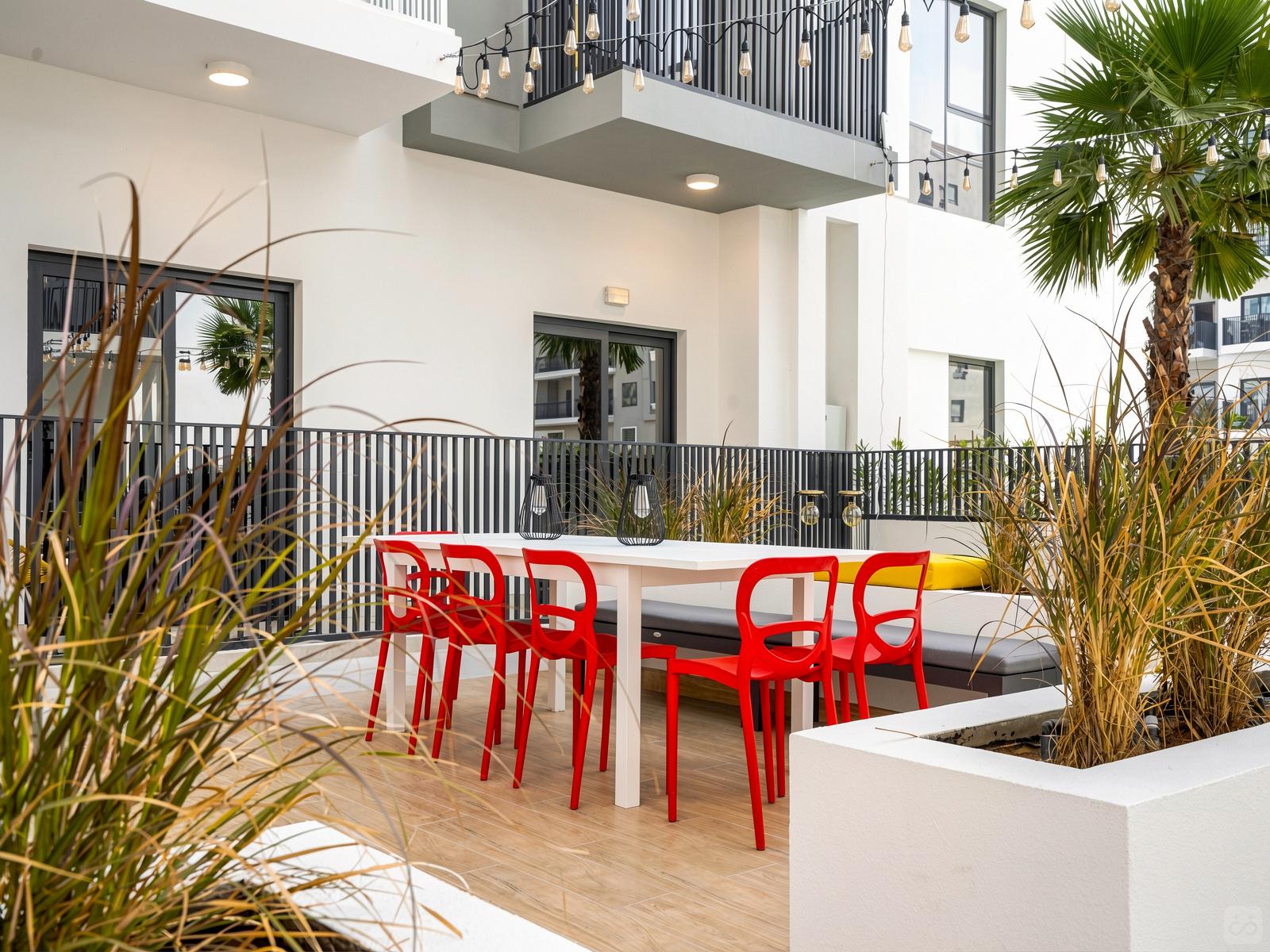 Il Straordinario complesso con terrazza + coworking Hub