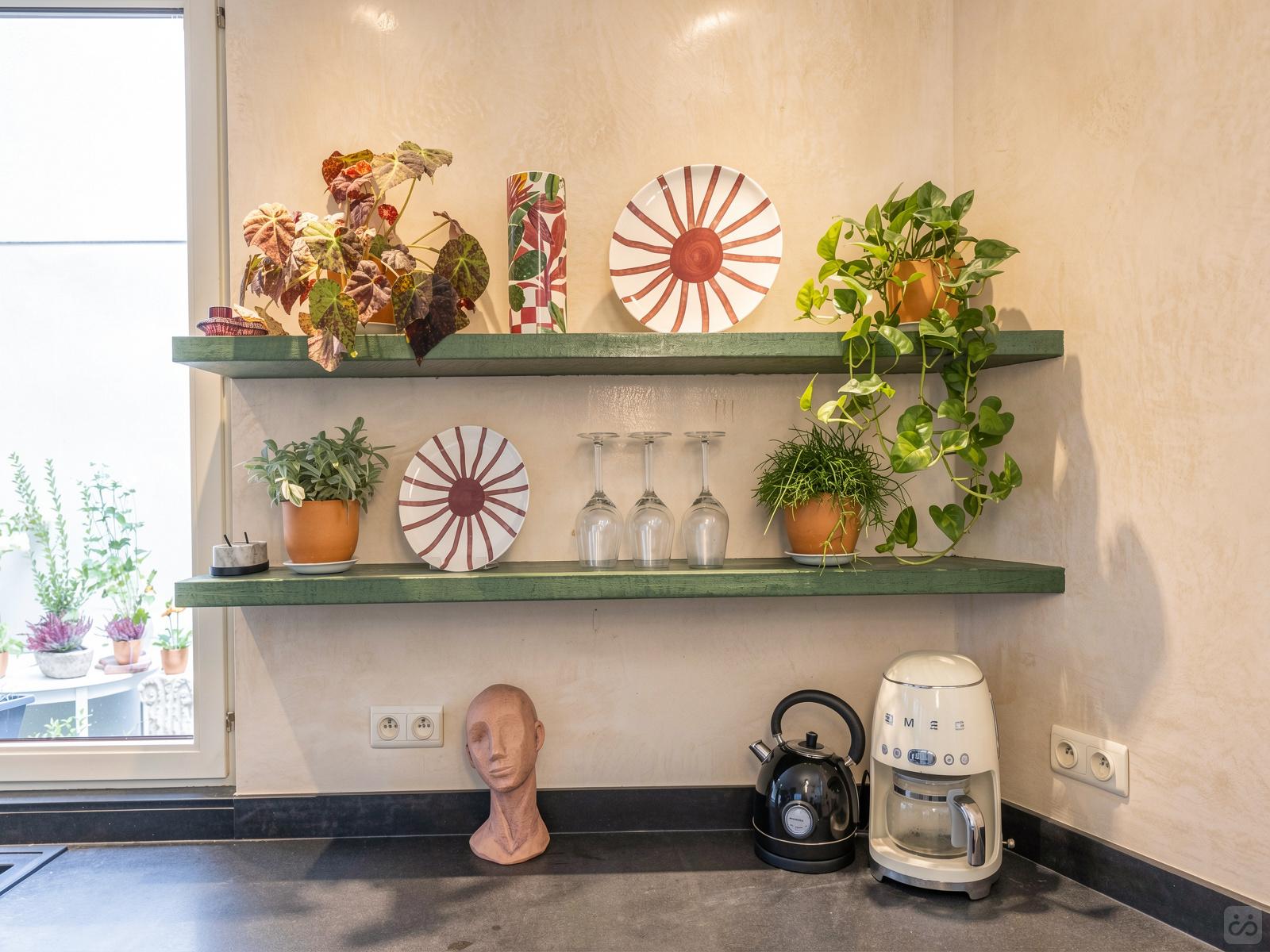 Das Luxuriöses Haus in der Nähe der Bushaltestelle Antwerpen Kerkstraat