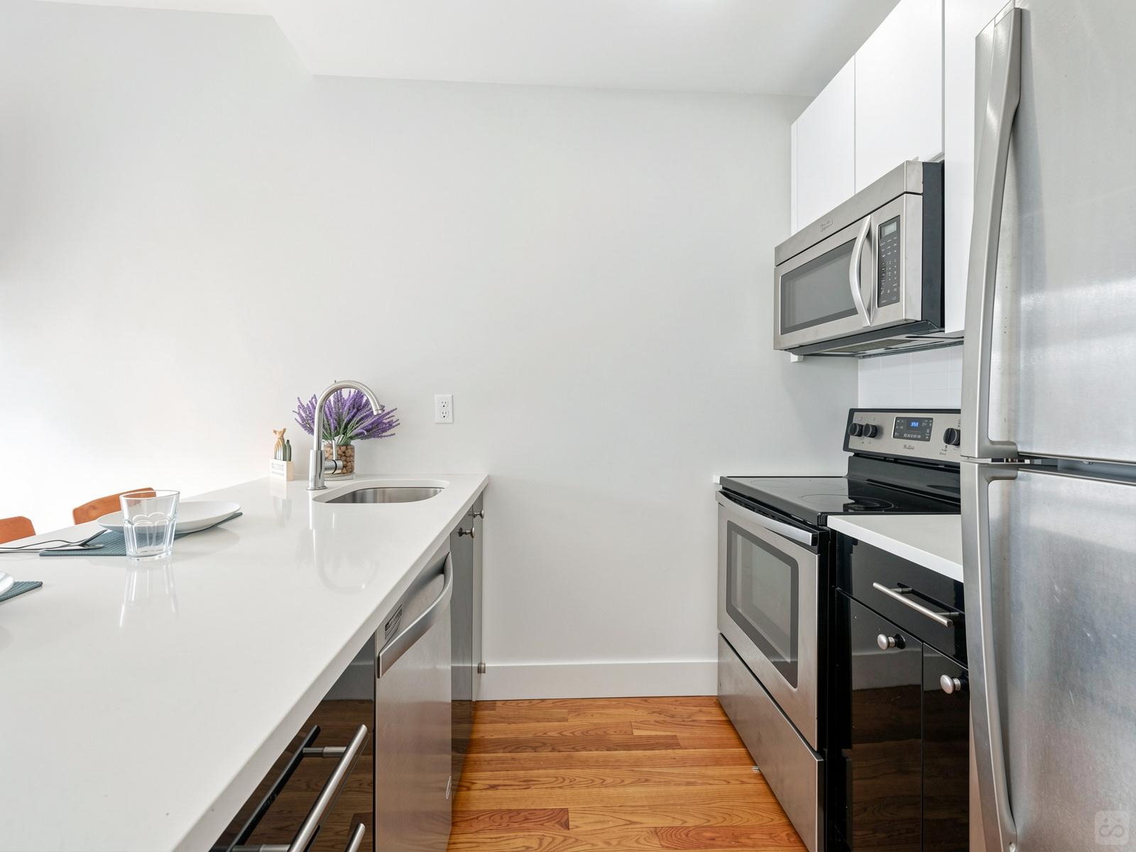 La Superbe appartement lumineux avec terrasse + barbecue + cour arrière Résidence