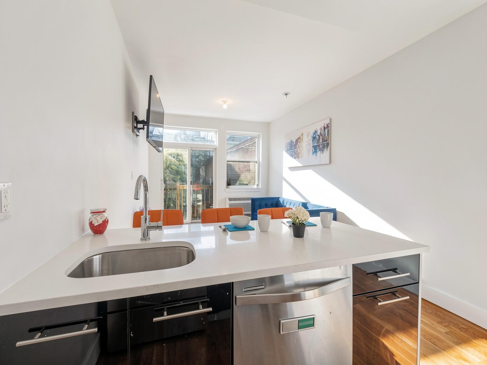 La Superbe appartement lumineux avec terrasse + barbecue + cour arrière Résidence