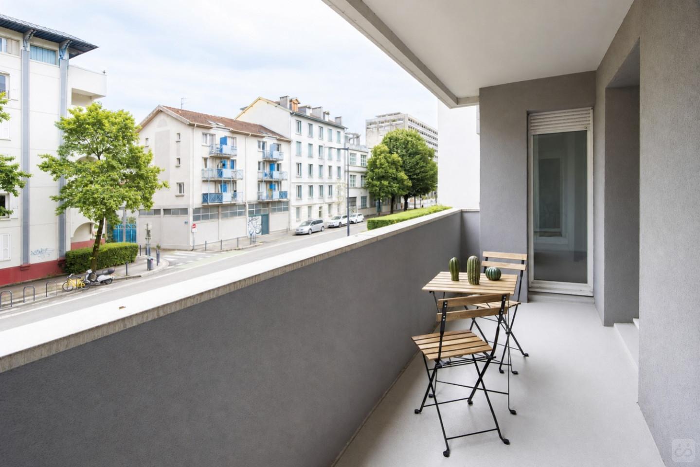 Das Ampère Haus II