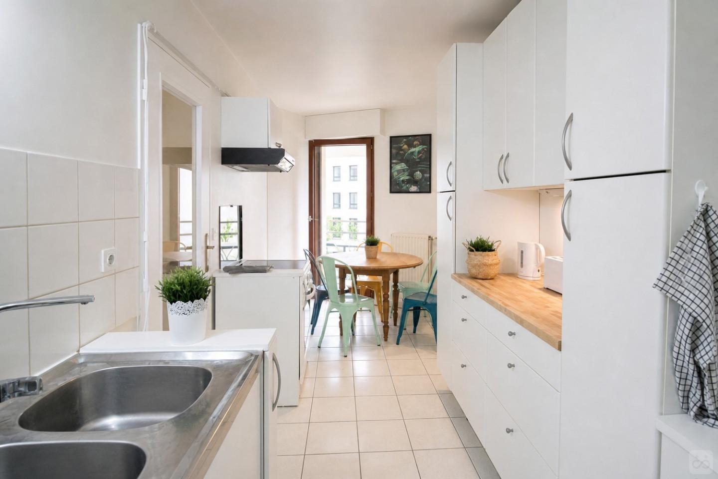Das Helle und gut ausgestattete Wohnung in Rueil-Malmaison Haus