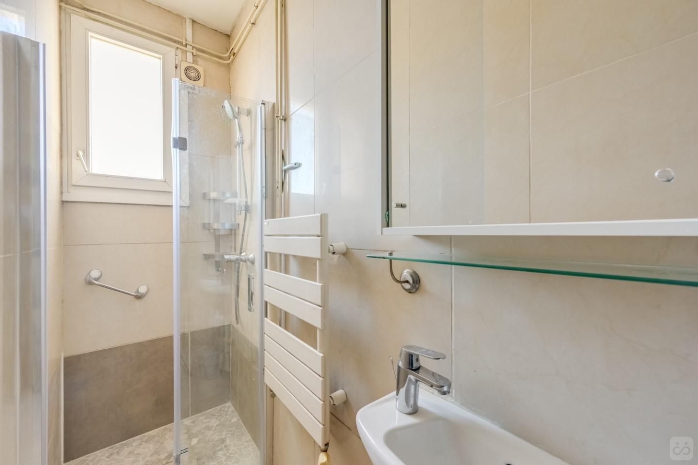 Das Wunderschöne Wohnung mit herrlichem Blick auf Montmartre Haus