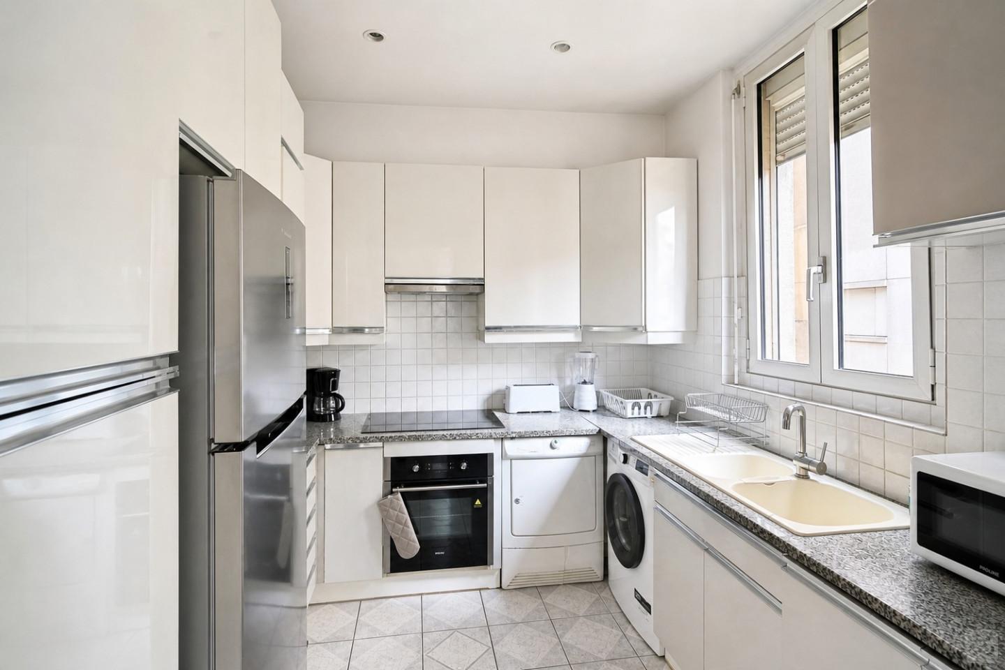 Das Charmante Wohnung mit schönen hohen Decken im 12. Bezirk Haus