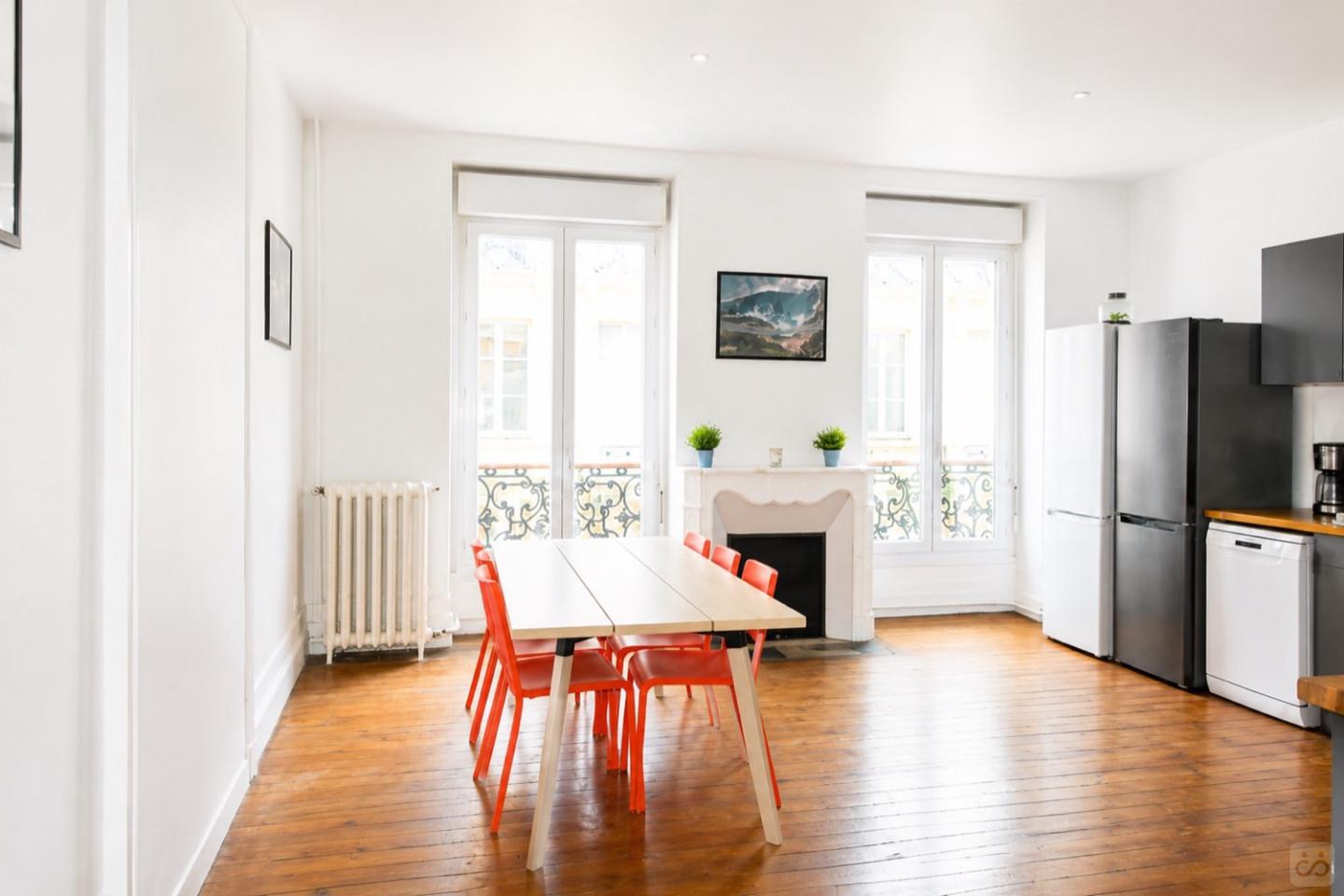 Vital Carles Home