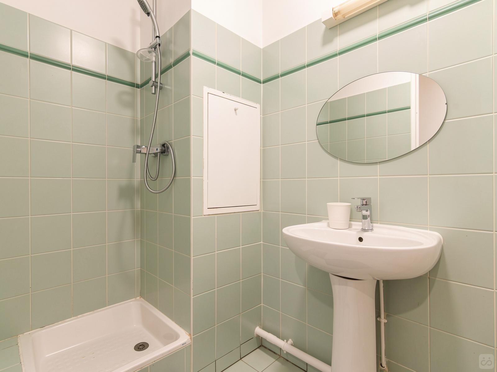 Das Möblierte Wohnung in der Nähe des RER Haus A