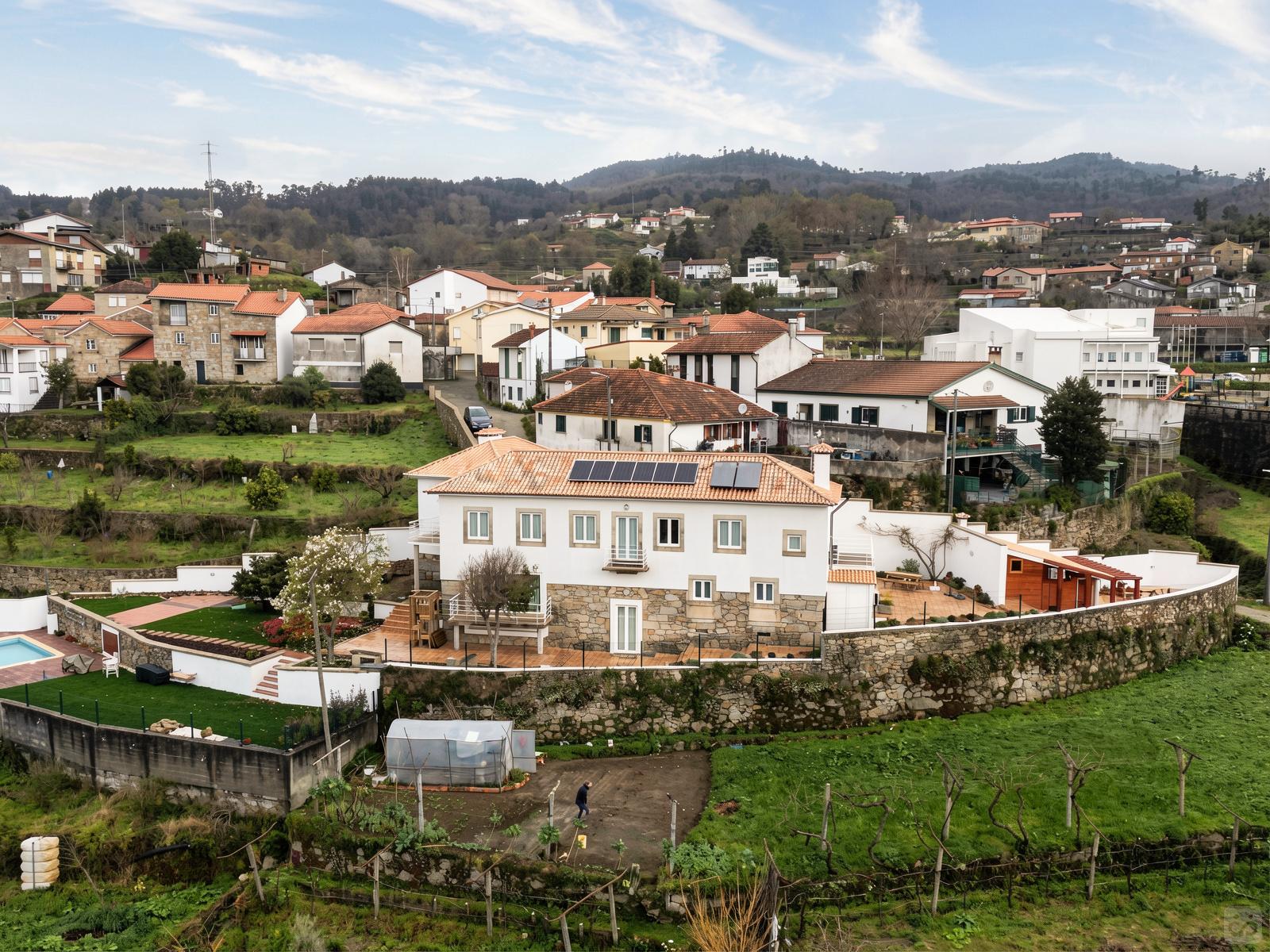 Loureiros Home