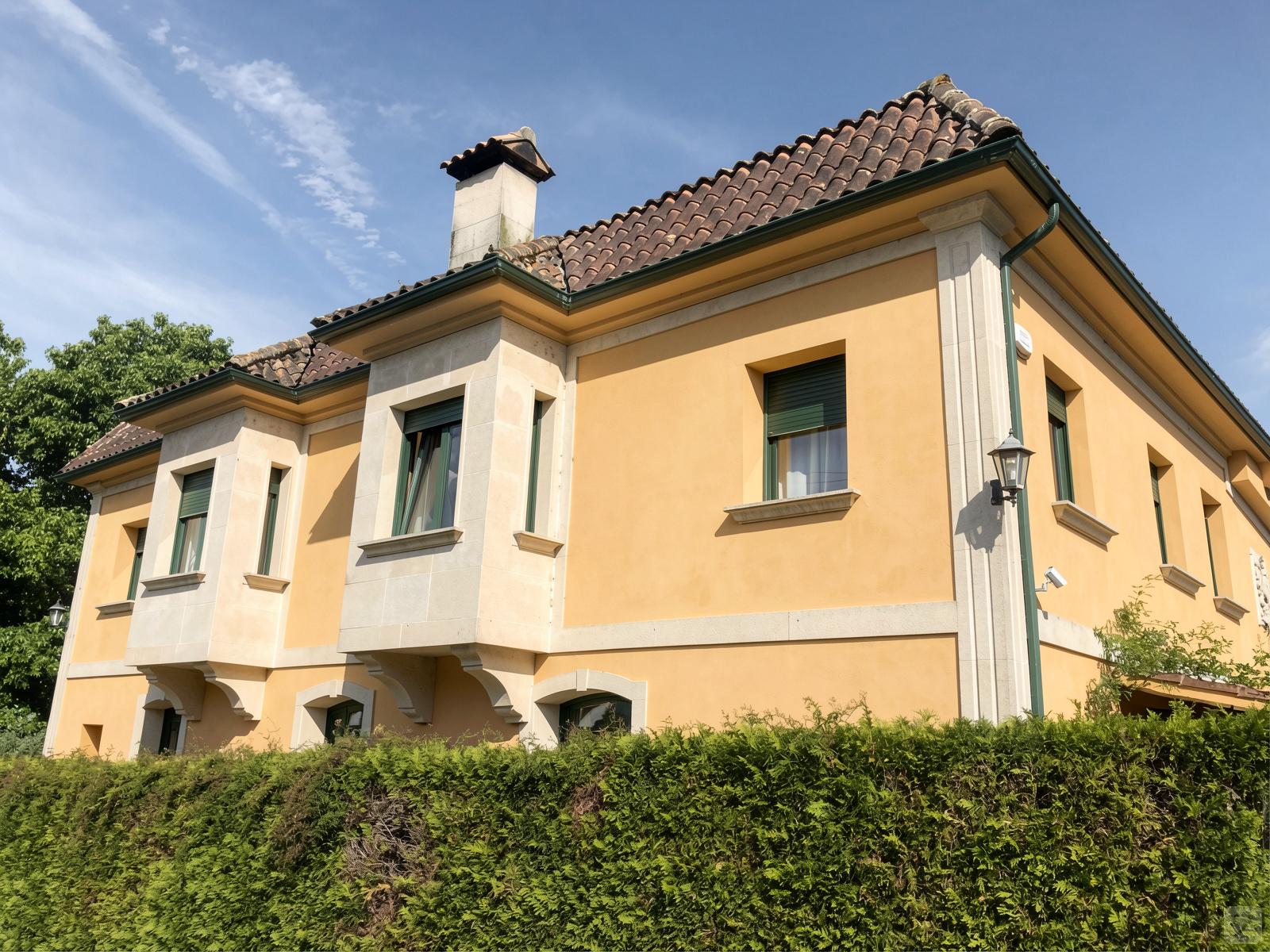 Pousa-Crecente Residence