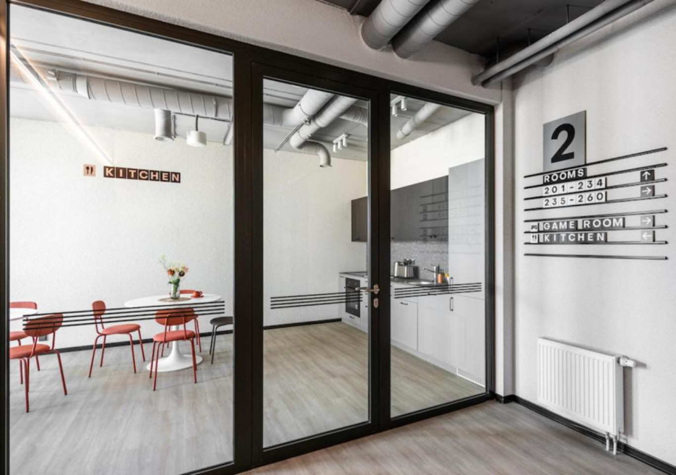 Le Une expérience de vie en colocation dynamique dans le centre de Vilnius avec un accent sur la communauté et des commodités Hub