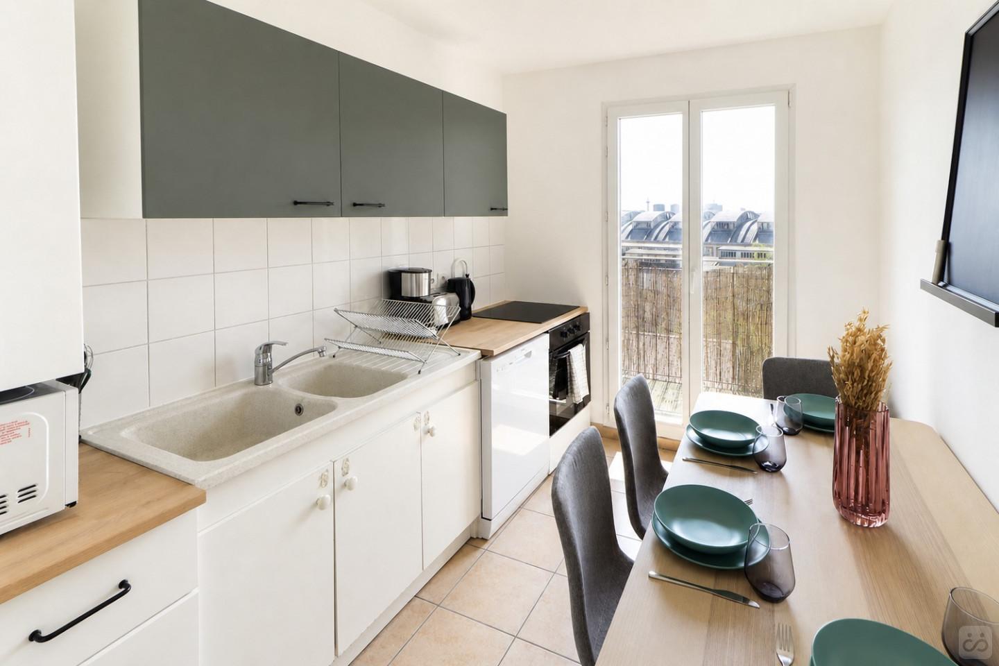 Das Hübsche 81 m² große Wohnung in Coliving in Saint-Denis Haus