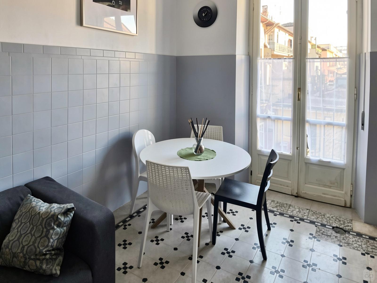 De Charmant appartement vlakbij Piazza Galimberti Huis