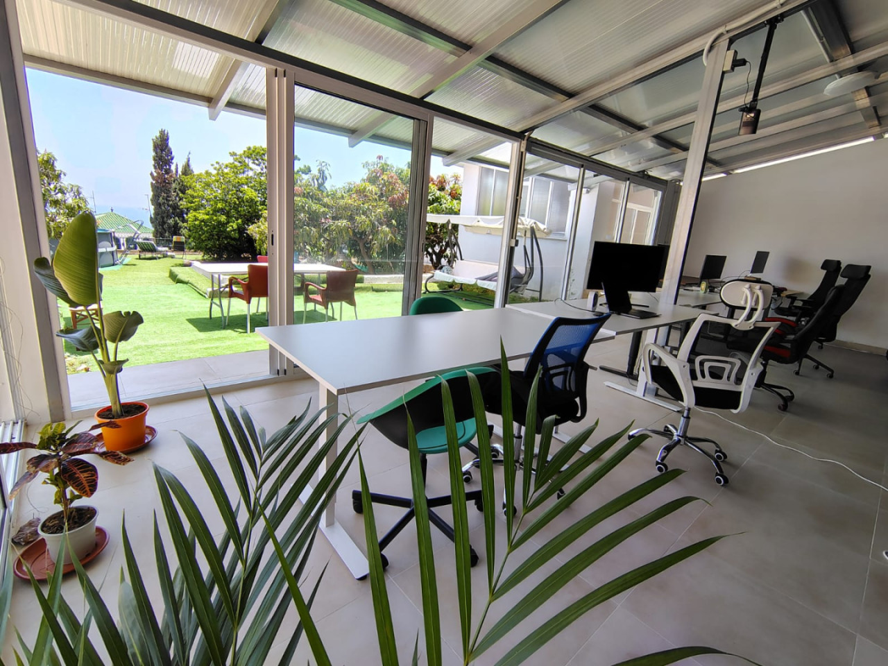 La Splendida Villa Coliving a Ifara con vista mozzafiato e servizi moderni Casa