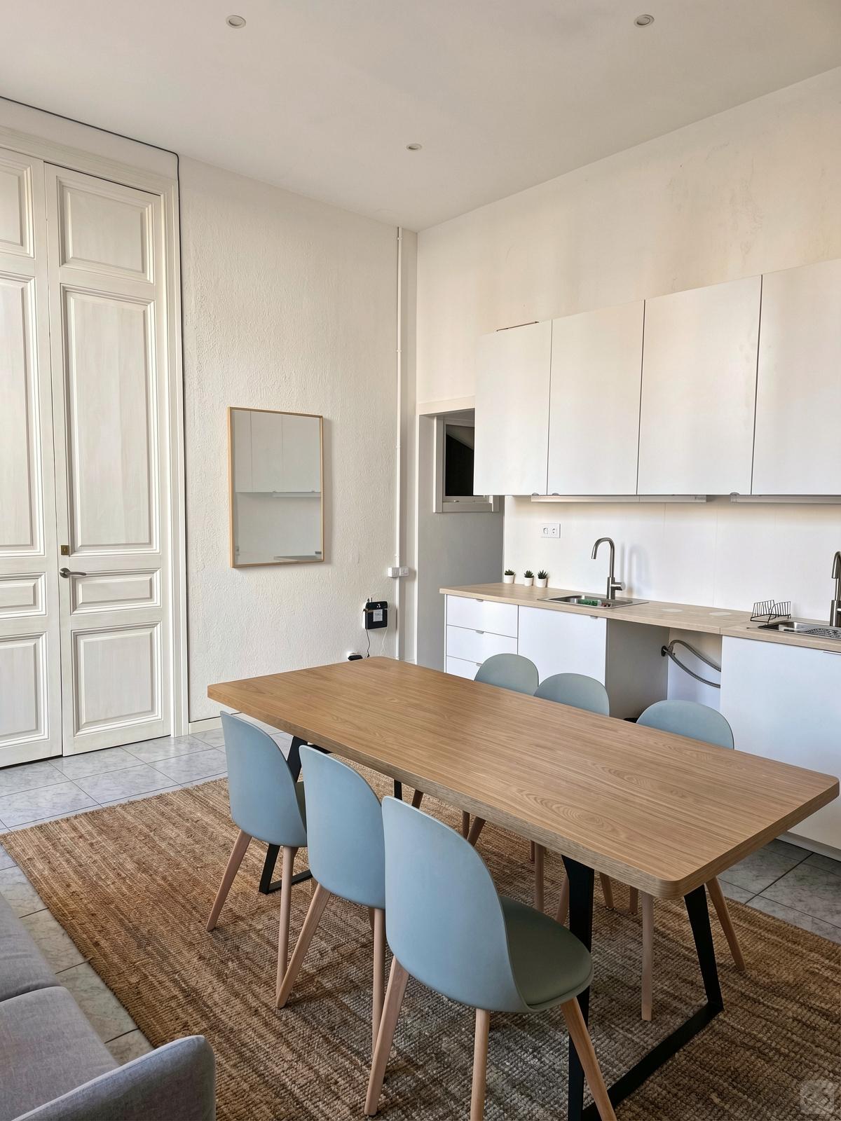 Pau Claris Residence