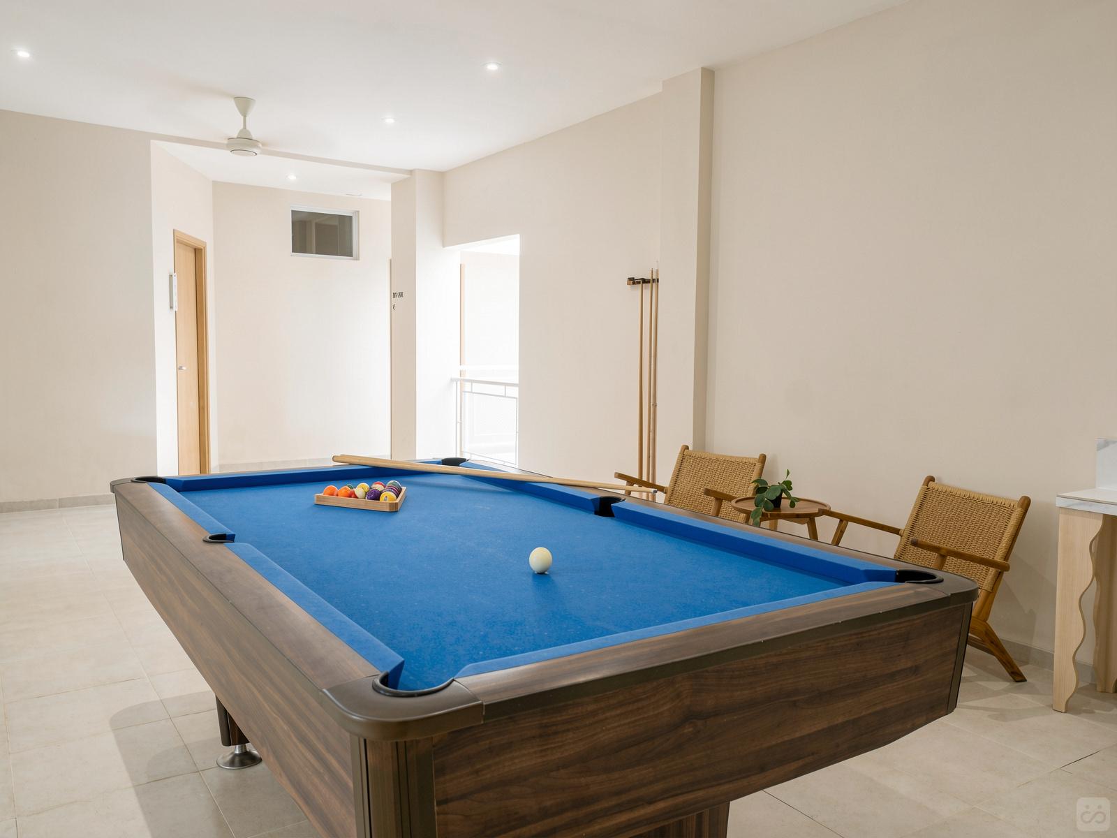 El Elegante comunidad tropical con espacio de trabajo y piscina compartidos Colectivo
