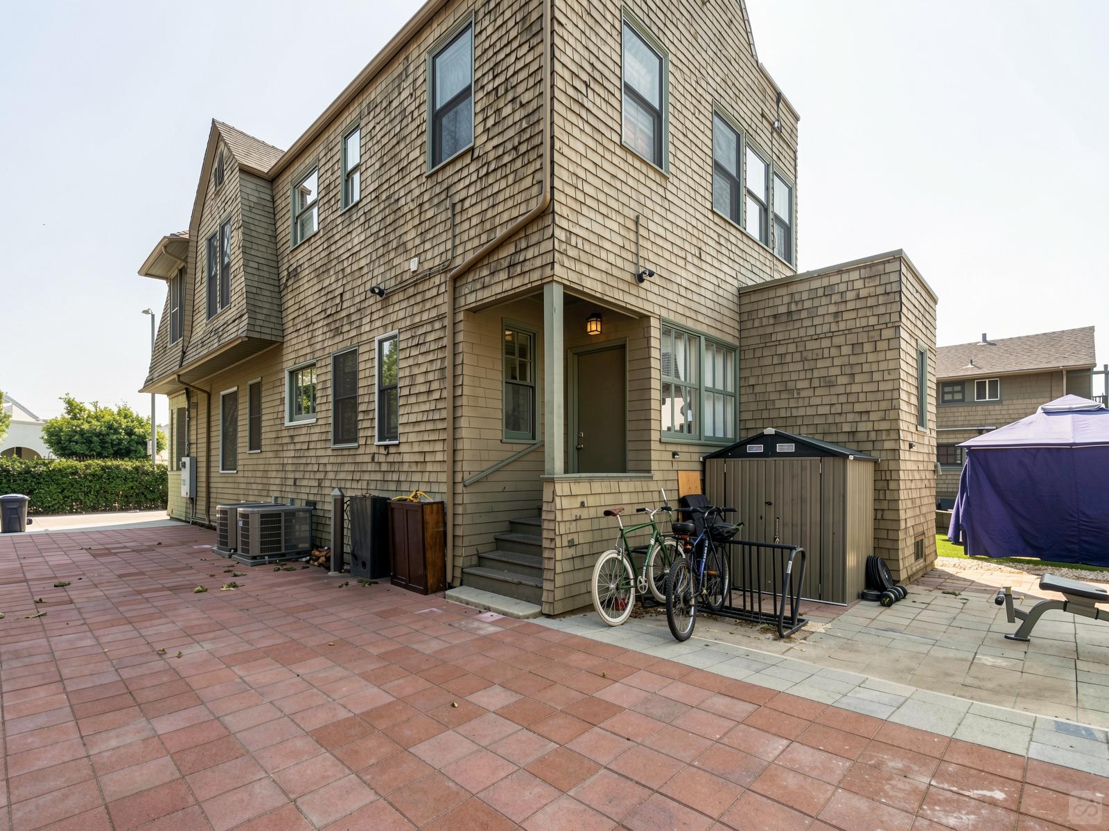 West Adams Residence II
