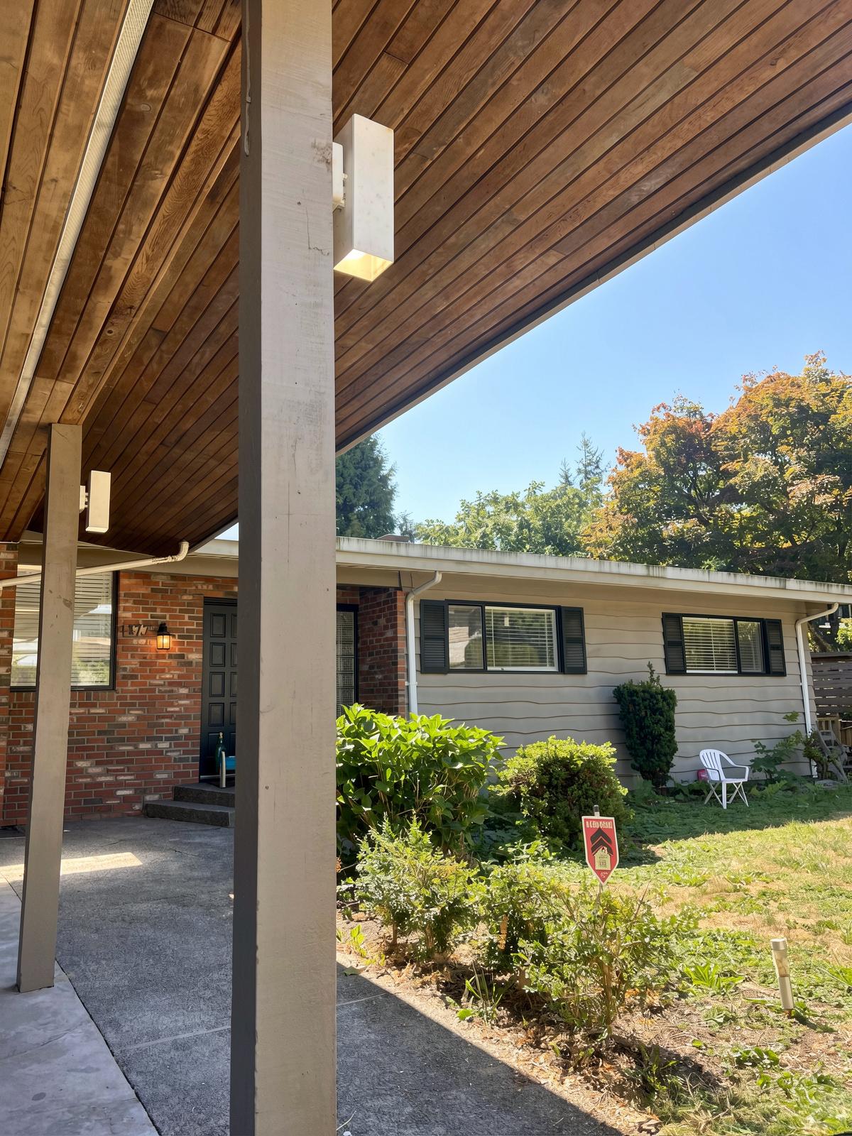 East 15th Residence