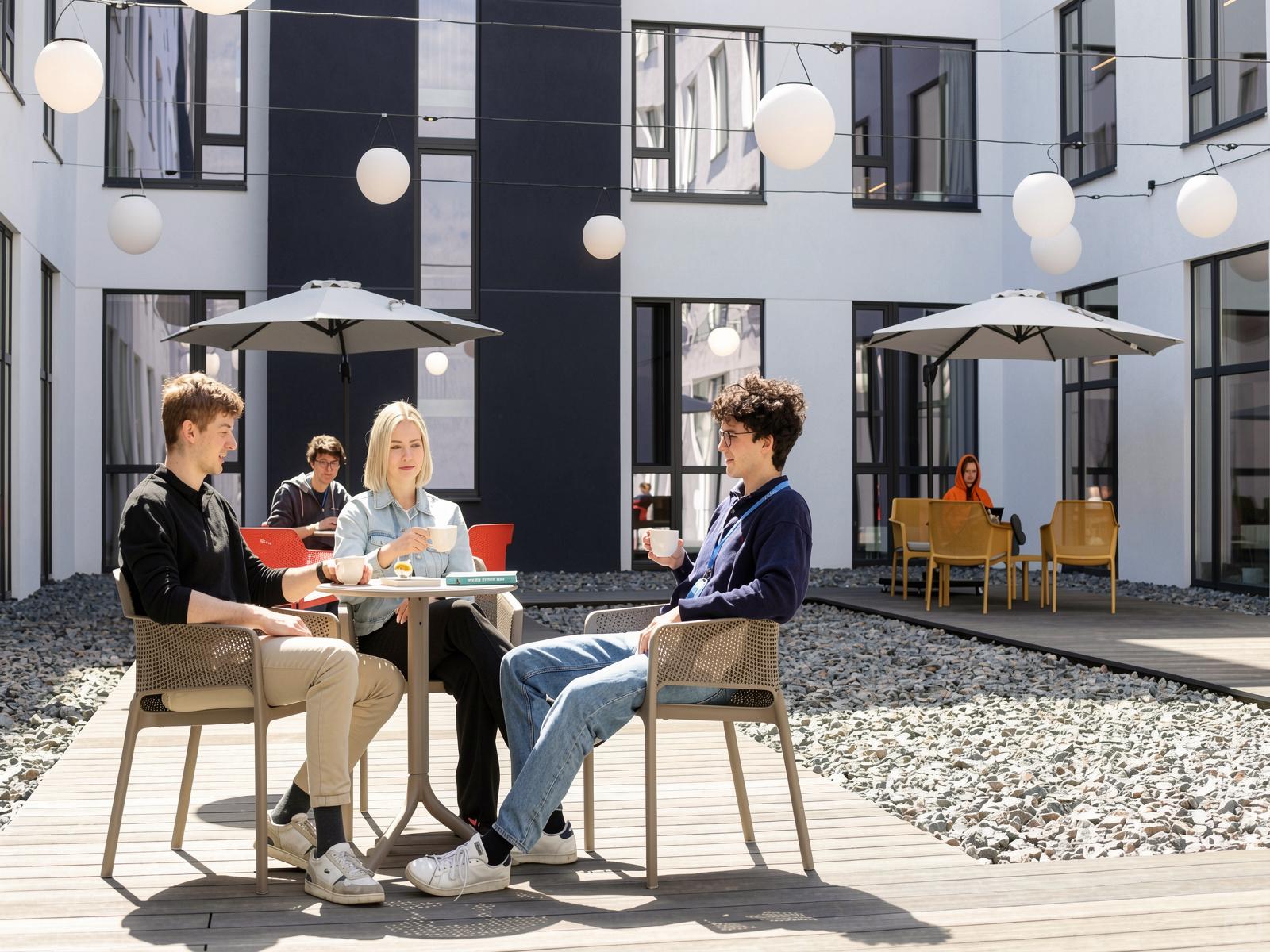 Le Complexe élégant avec gymnase et coworking près d'une épicerie Hub