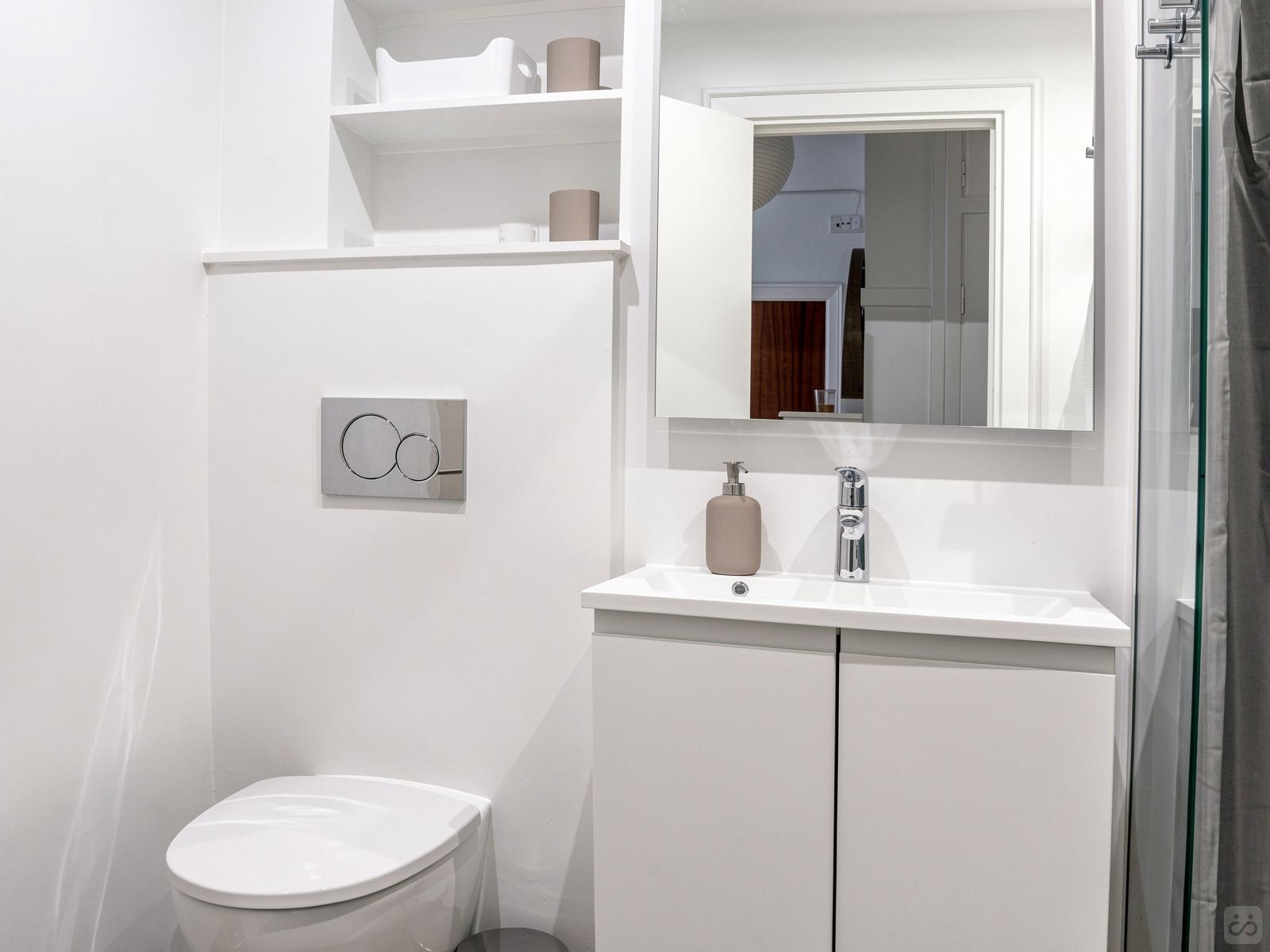 Das Stilvolle und kompakte Wohnung mit eigenem Balkon in der Nähe von Fredensgade Haus