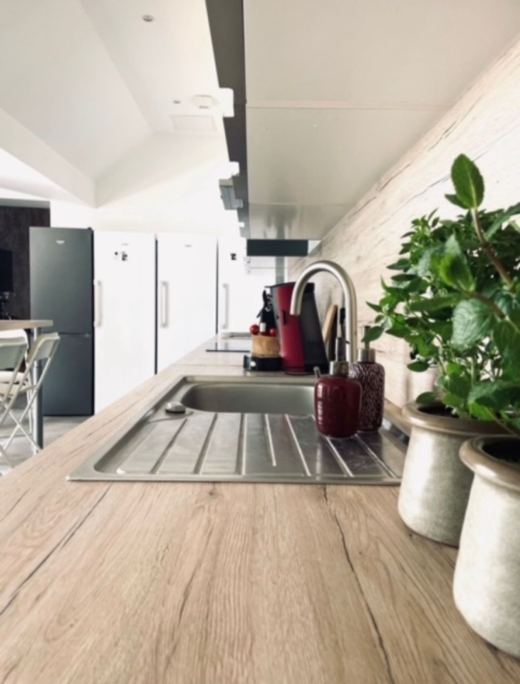 Die Buntes, stilvolles Haus mit Dachterrasse und Arbeitsbereich Residenz
