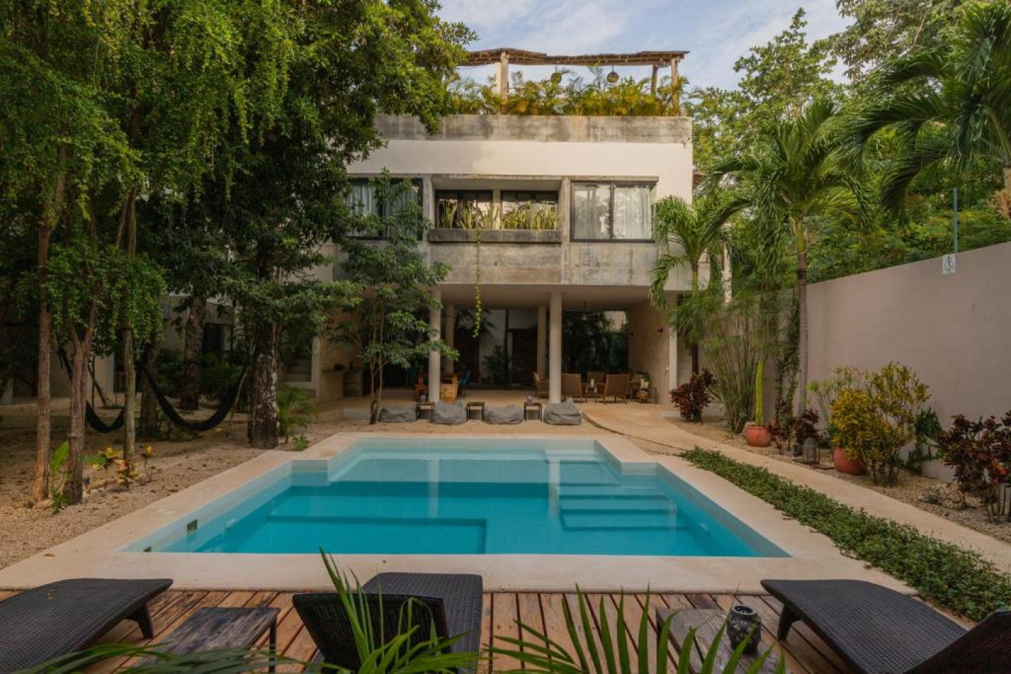 De Toevluchtsoord voor digitale nomaden in het levendige La Veleta, Tulum Huis