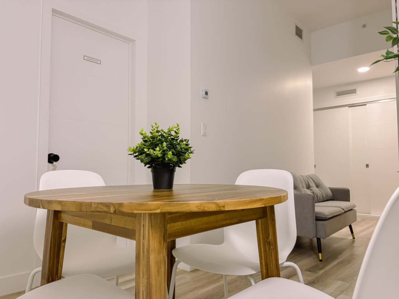 La Moderno e confortevole appartamento vicino al centro di Montreal Casa