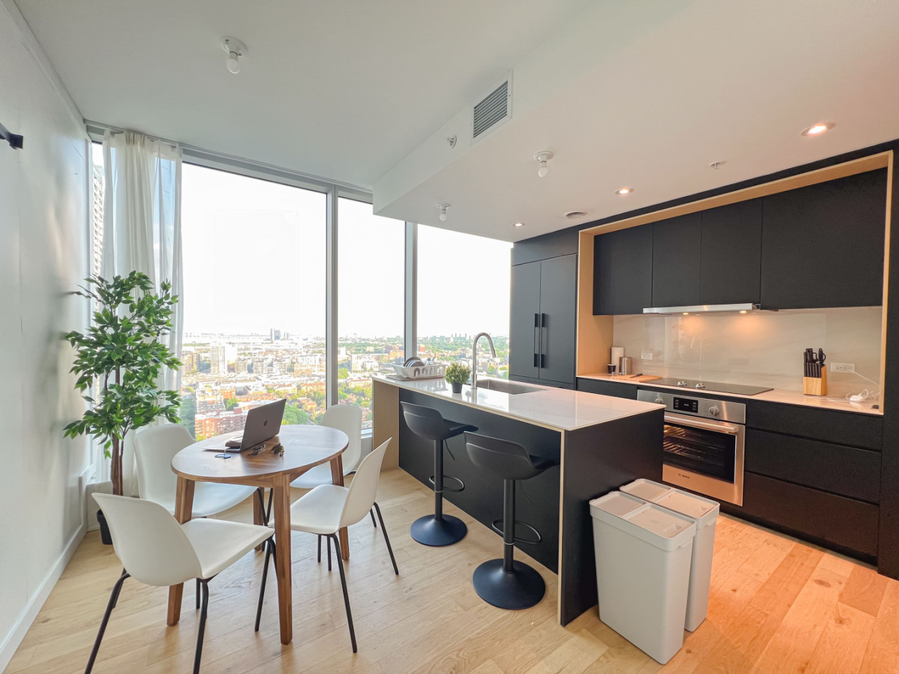 La Incredibile appartamento di lusso con piscina + palestra vicino alla stazione Lucien-L'Allier Casa