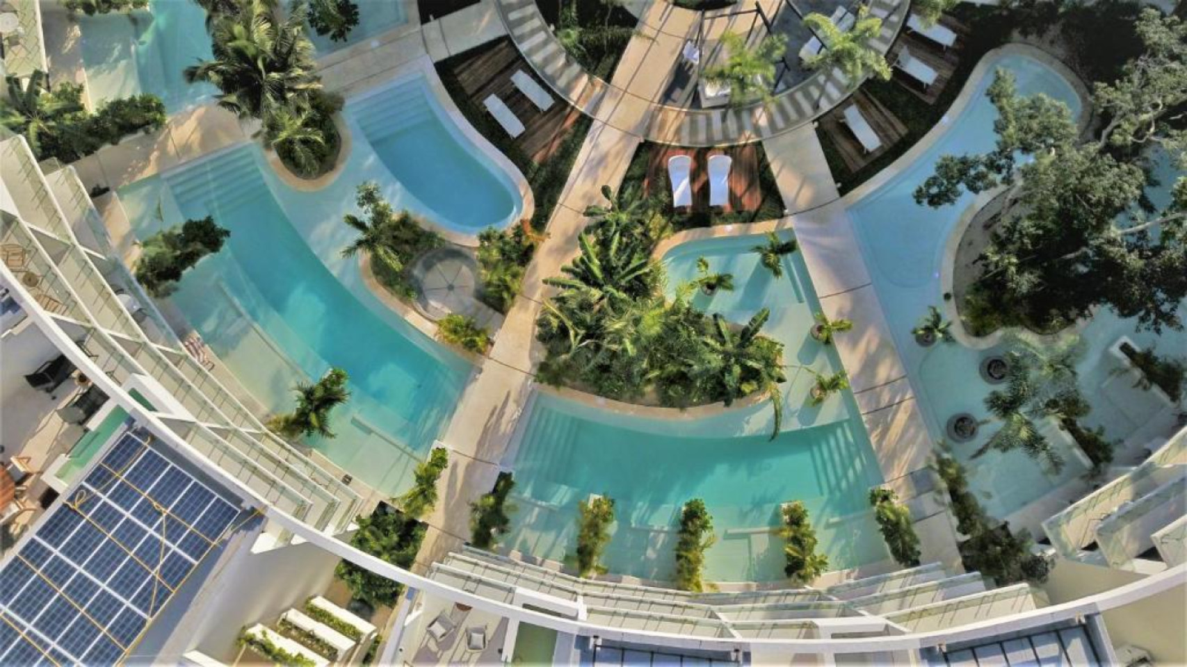 De Luxe woning met zwembad en fitnessruimte op 10 minuten van Tulum Beach Collectief