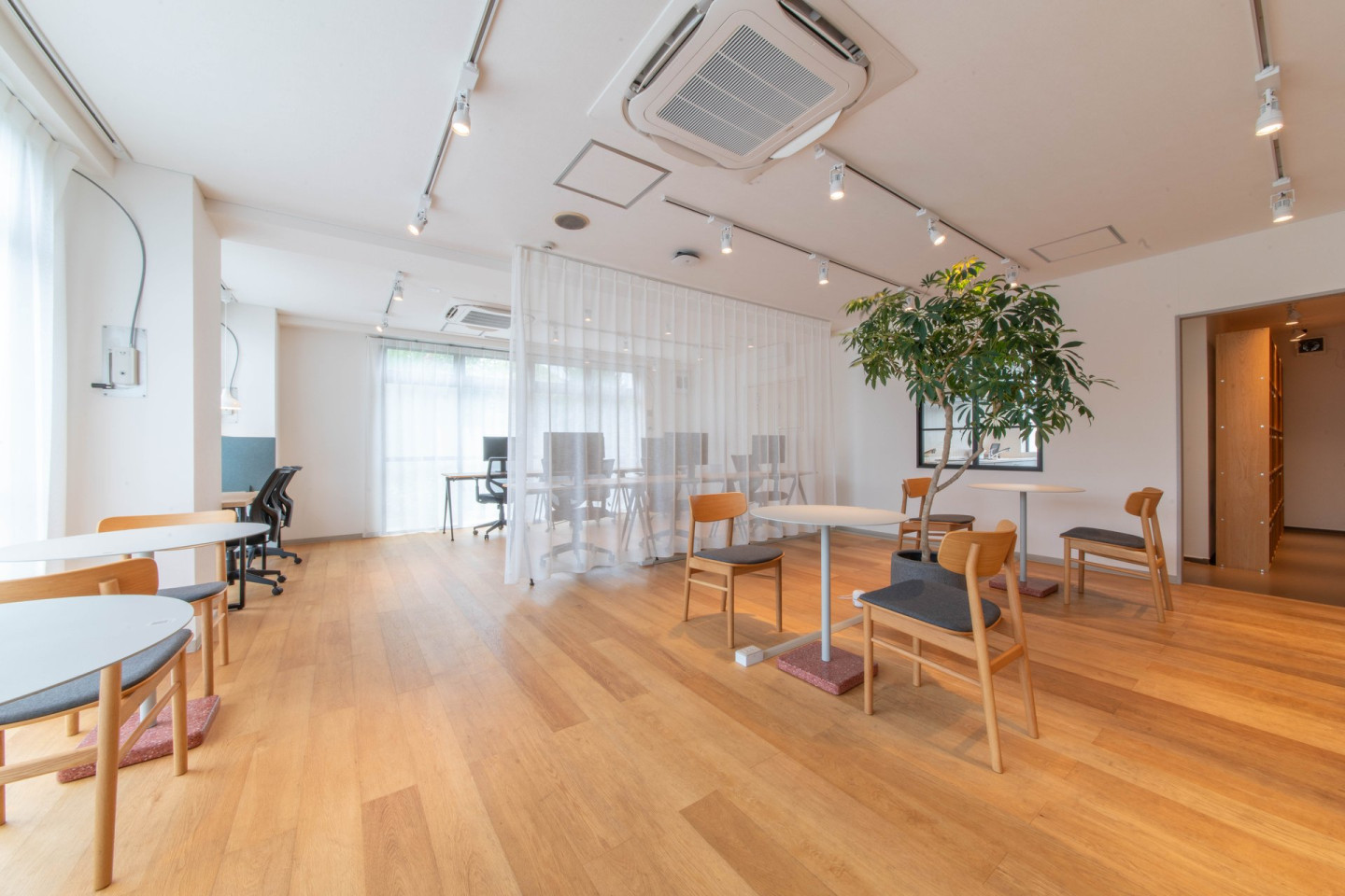 Chofu-Shi Collective