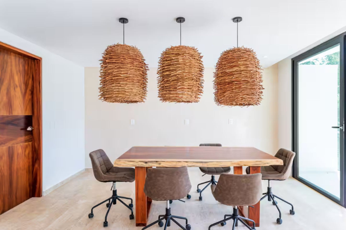 De Prachtig luxe complex met privéterras + zwembad in de buurt van winkels Huis