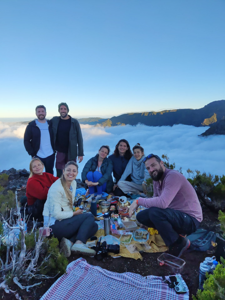 La Un moderno rifugio per lavoratori a distanza nella splendida cornice di Santa Luzia, Funchal Casa