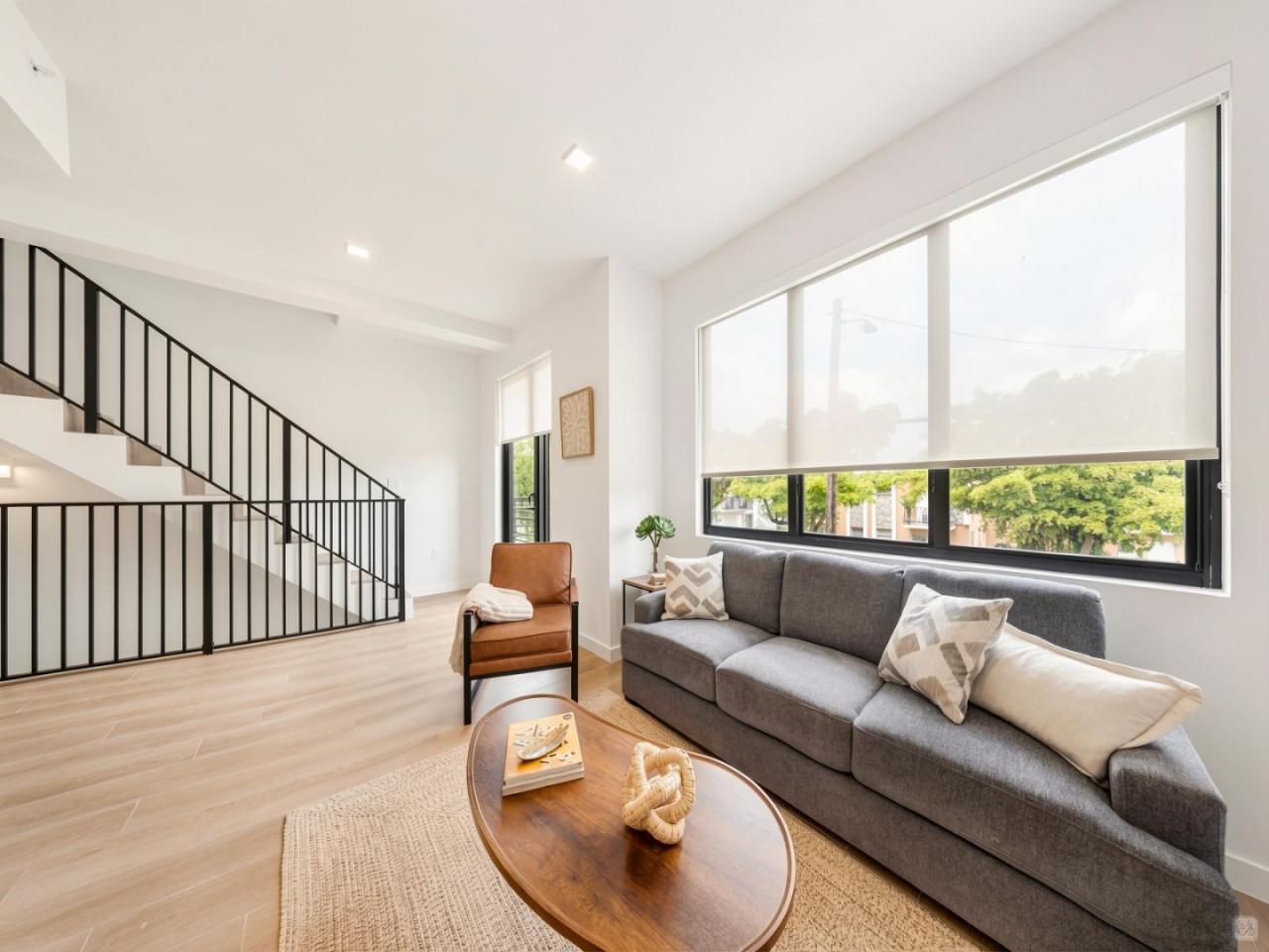 La Elegante Townhome a Miami a Pochi Minuti da Brickell | Balcone, Garage, Vita Moderna Casa