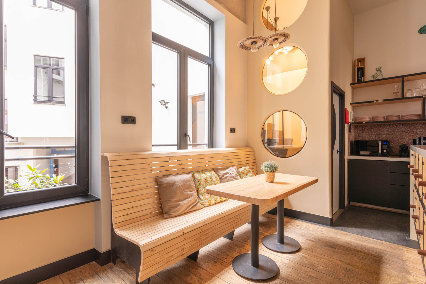 Die Zeitgenössisches, lebendiges Haus mit Coworking + Filmraum Residenz
