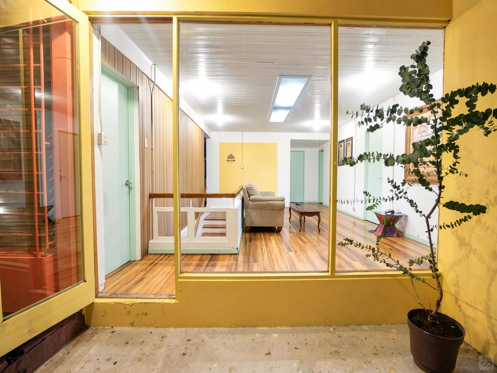 39 & 2 Residence
