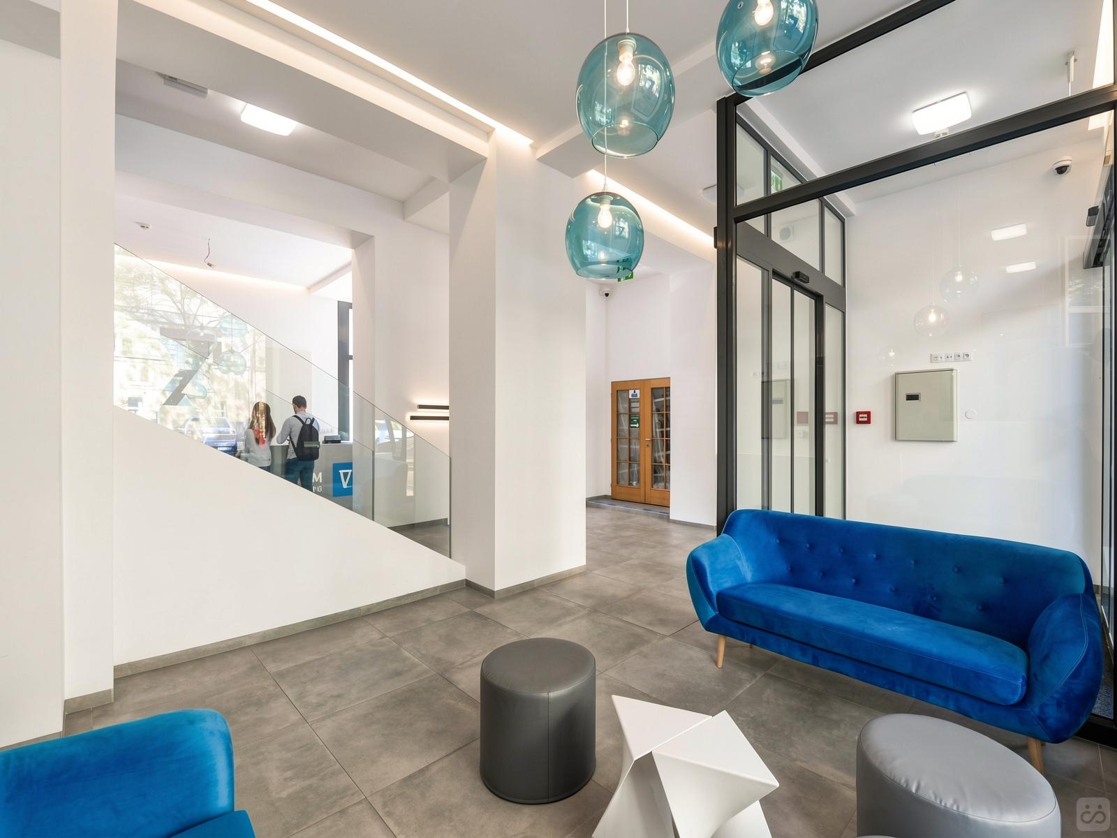 De Trendy stedelijk gebouw met coworking Hub