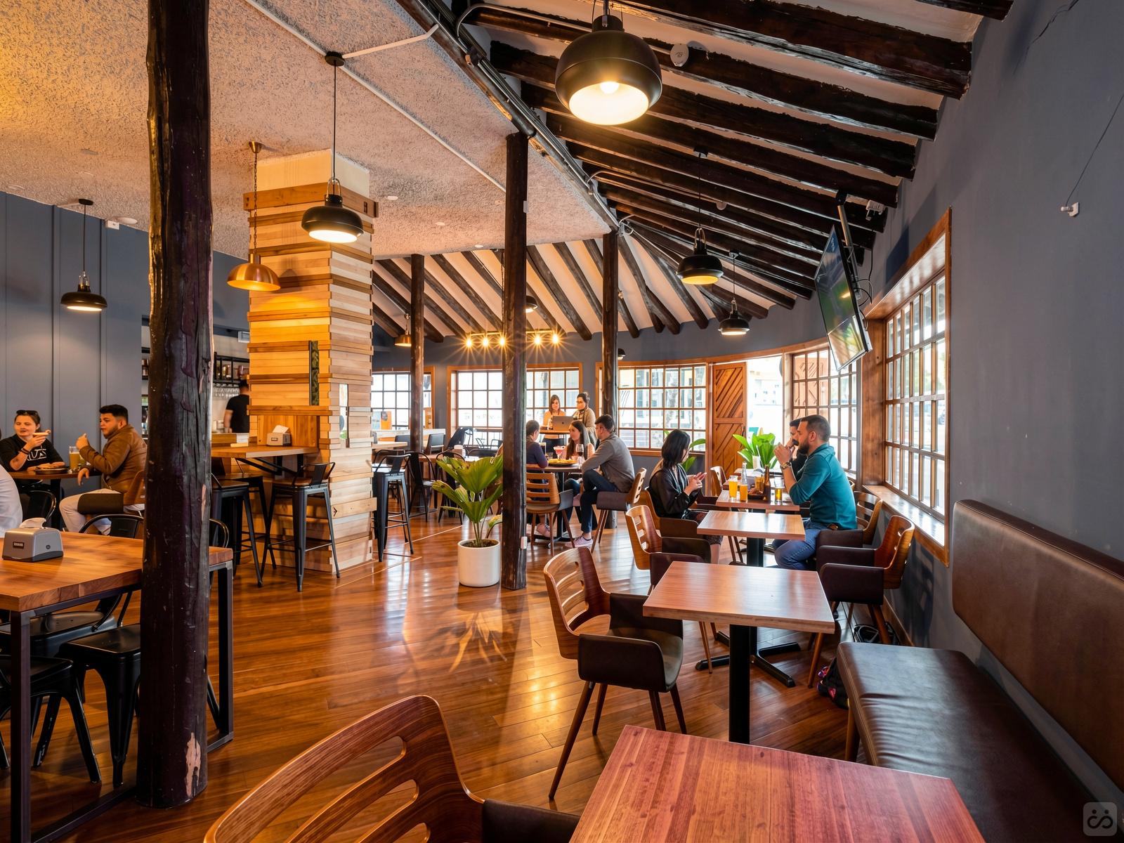 Die Frisch renovierter Komplex mit Coworking + Filmraum Residenz