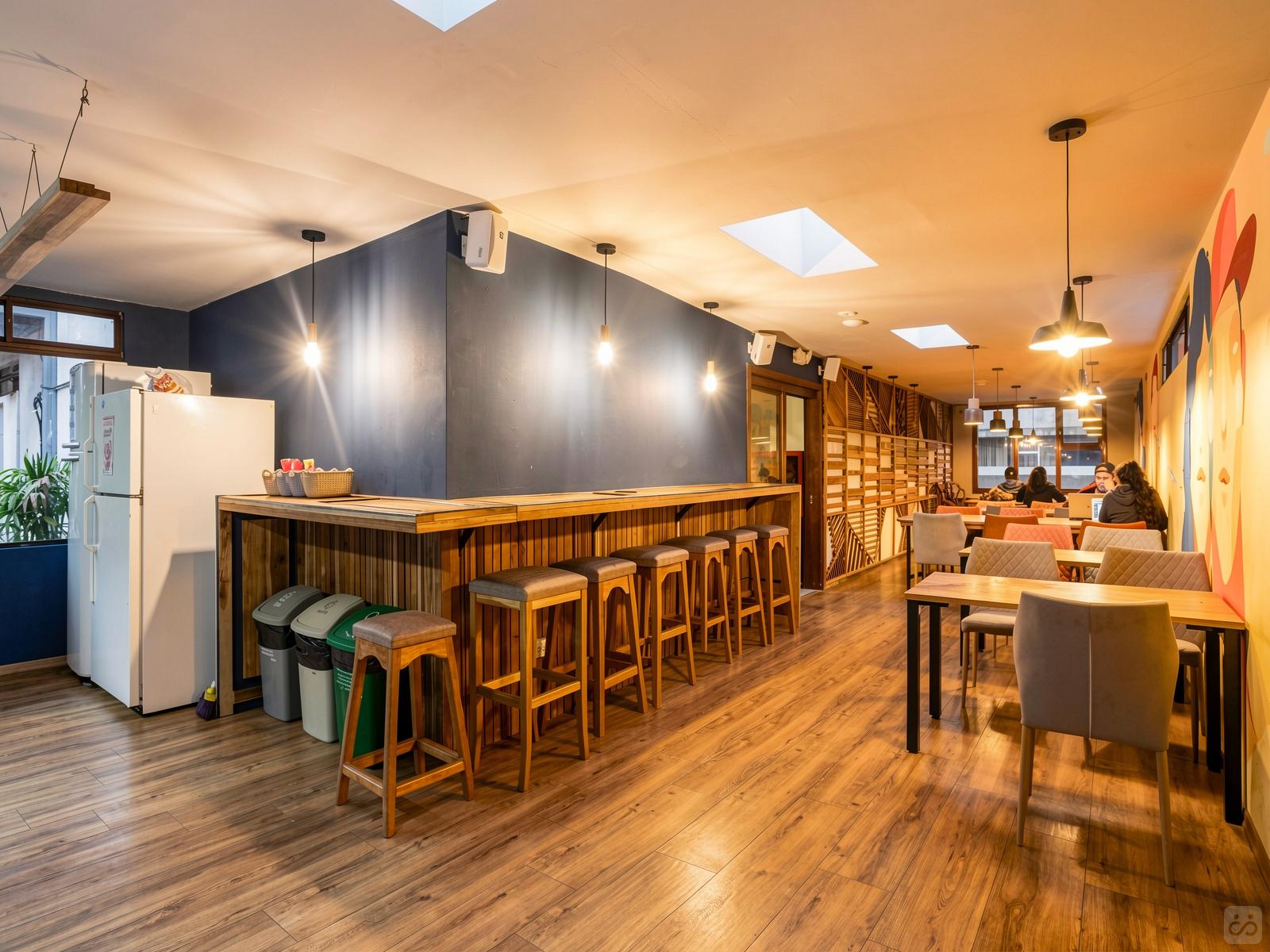 Die Frisch renovierter Komplex mit Coworking + Filmraum Residenz