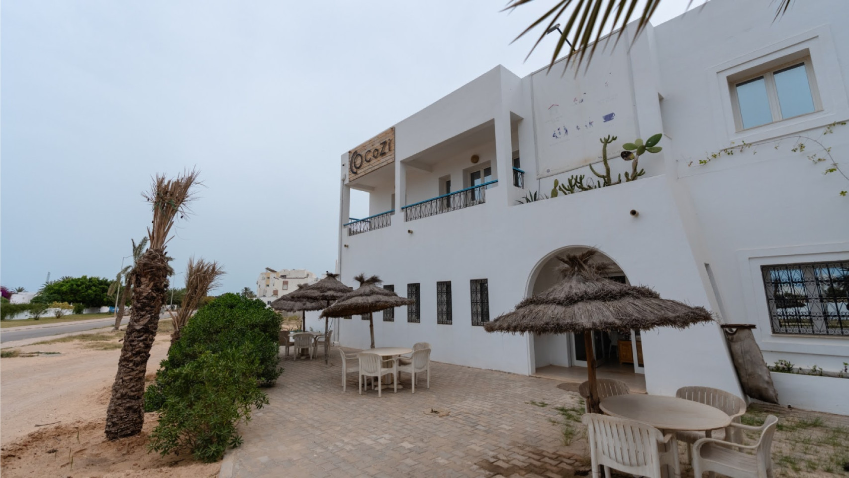 La Casa de estilo tradicional con terraza y patio trasero